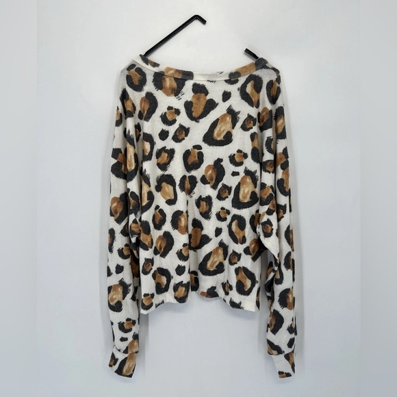 LNA Wild Cat V Neck Leopard Sweater - Picture 6 of 6